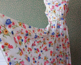 LAURA ASHLEY longue robe d'été des années 1990 à fleurs