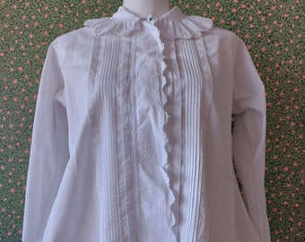 1900s antique French shirt with embroideries and monograms