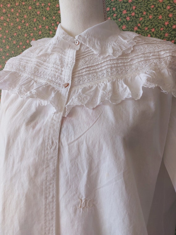 1900s antique French shirt with embroideries and … - image 1