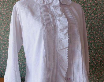 1900s antique French shirt with embroideries and monograms