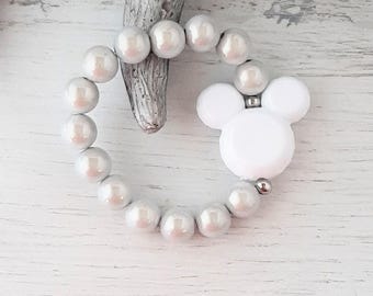 Pulseira Miracle Beads Magic Pearls com efeito 3D brilhante "BRANCA" com Mickey Mouse em acrílico - Um item indispensável este ano! Combine como quiser.