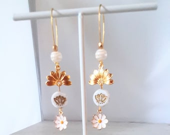 Earrings, dangle earrings, gold-plated, daisy, boho, Ibiza, hippie style, golden ornaments, white + gold, summer, beach, mix and match