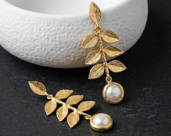 Gold Dangle Earrings, Pearl Drop Earrings, Leaf Earrings for Women, Gold Botanical Jewelry, Elegant Wedding Gift for Her