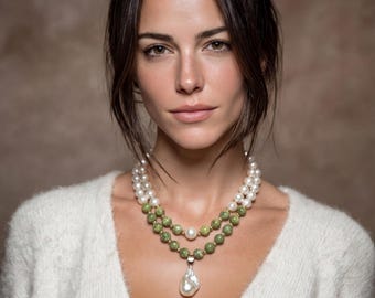 Jade and Pearl Layered Necklace, Baroque Pearl Pendant Choker, Handmade Natural Stone Jewelry, Elegant Gift for Her