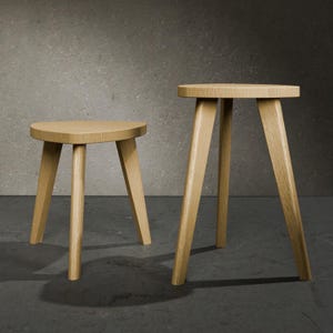 Tabourets en chêne blanc | Marchepied | Décoration MCM | Table d'appoint déco scandinave | Maison du milieu du siècle | Fini naturel | Solide et robuste