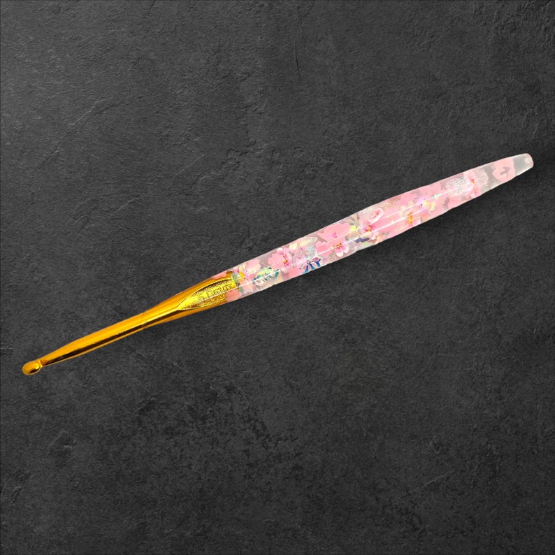 Stunning Pink Random Sequins streamlined crochet hooks handmade with resin super shiny, Cute Flowers, Bunnies, and much more inside image 1