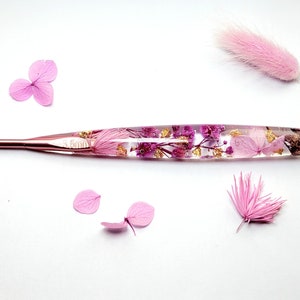 Lilac Fields Hook of Dreams Beautiful real dried purple flowers in Resin Crochet Hook with gold flakes
