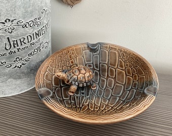 Vintage WADE Ceramic Ashtray With Tortoise, Wade Pottery England, Tobacciana,