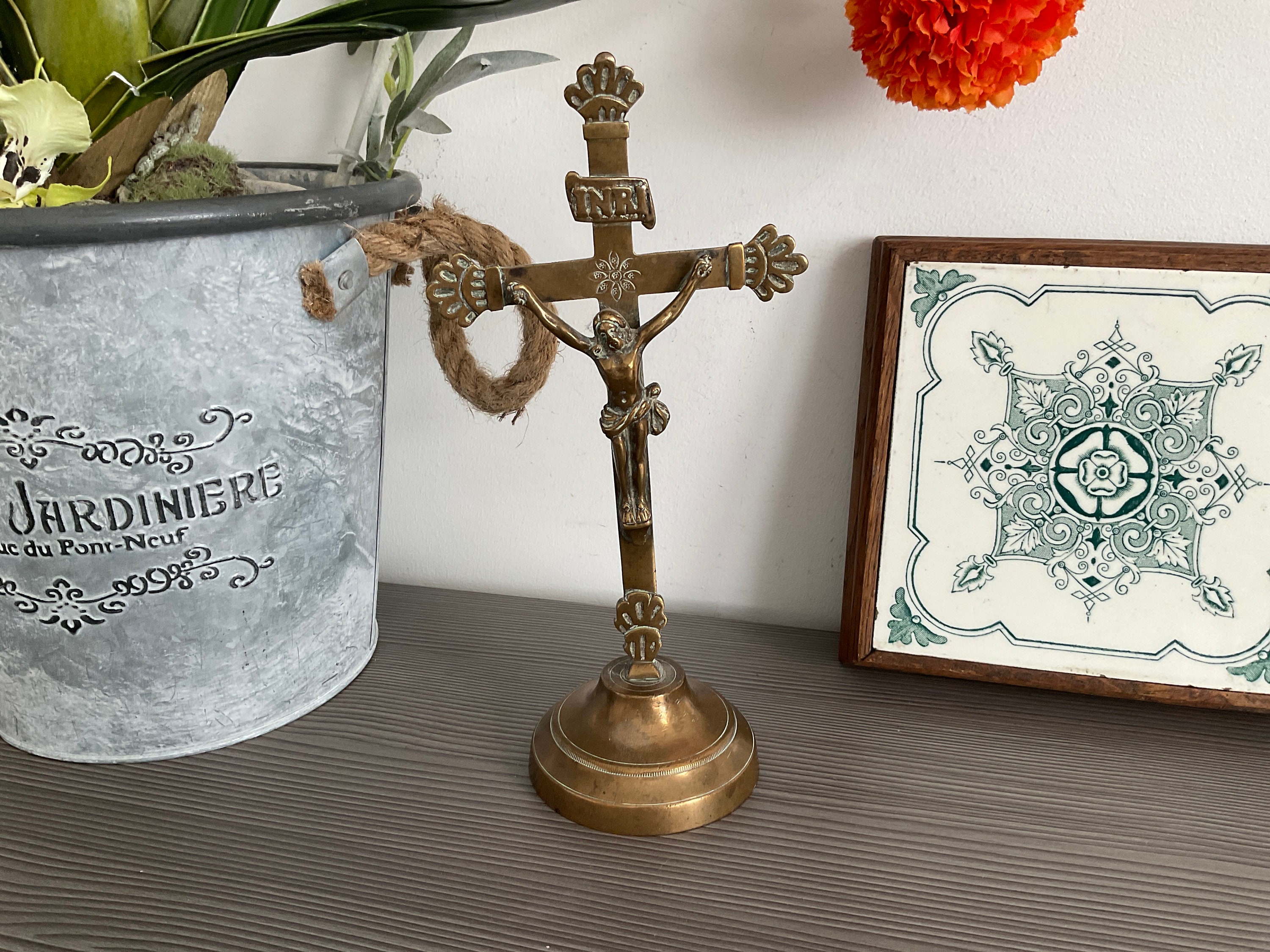 アンティーク真鍮製クロス&三層スタンディングクロステーブル