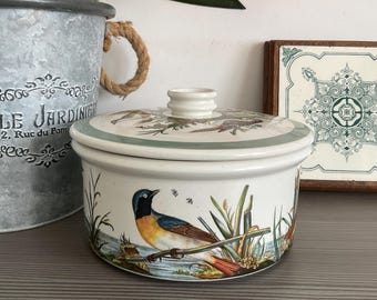 Reduced Portmeirion Birds of Britain Casserole Dish: Lidded Serving Pot