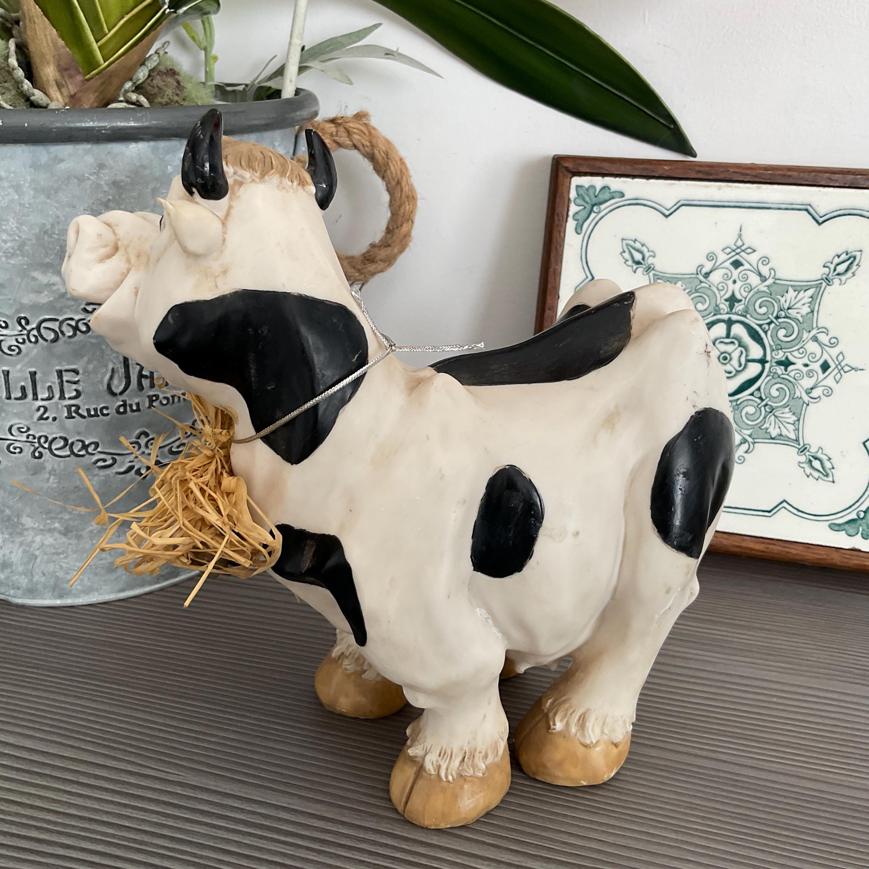 ヴィンテージ樹脂製牛の置物：気まぐれな農家風インテリア - Etsy 日本