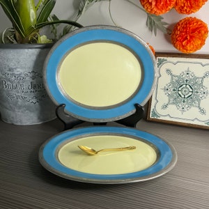 2 x ROYAL WORCESTER, Oval Serving Plates for Retailers Maple London, Silver Embossed Trim