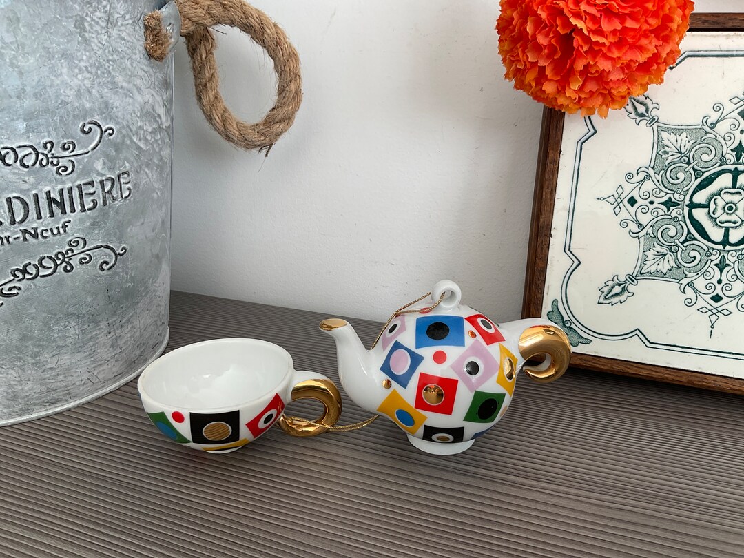 Villeroy & Boch Mini Teapot and Cup, Rosemarie Benedikt Designer