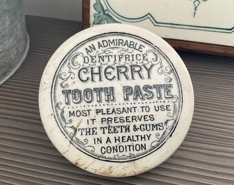 アンティークチェリーの歯磨き粉容器：ビクトリア朝の転写陶器の広告