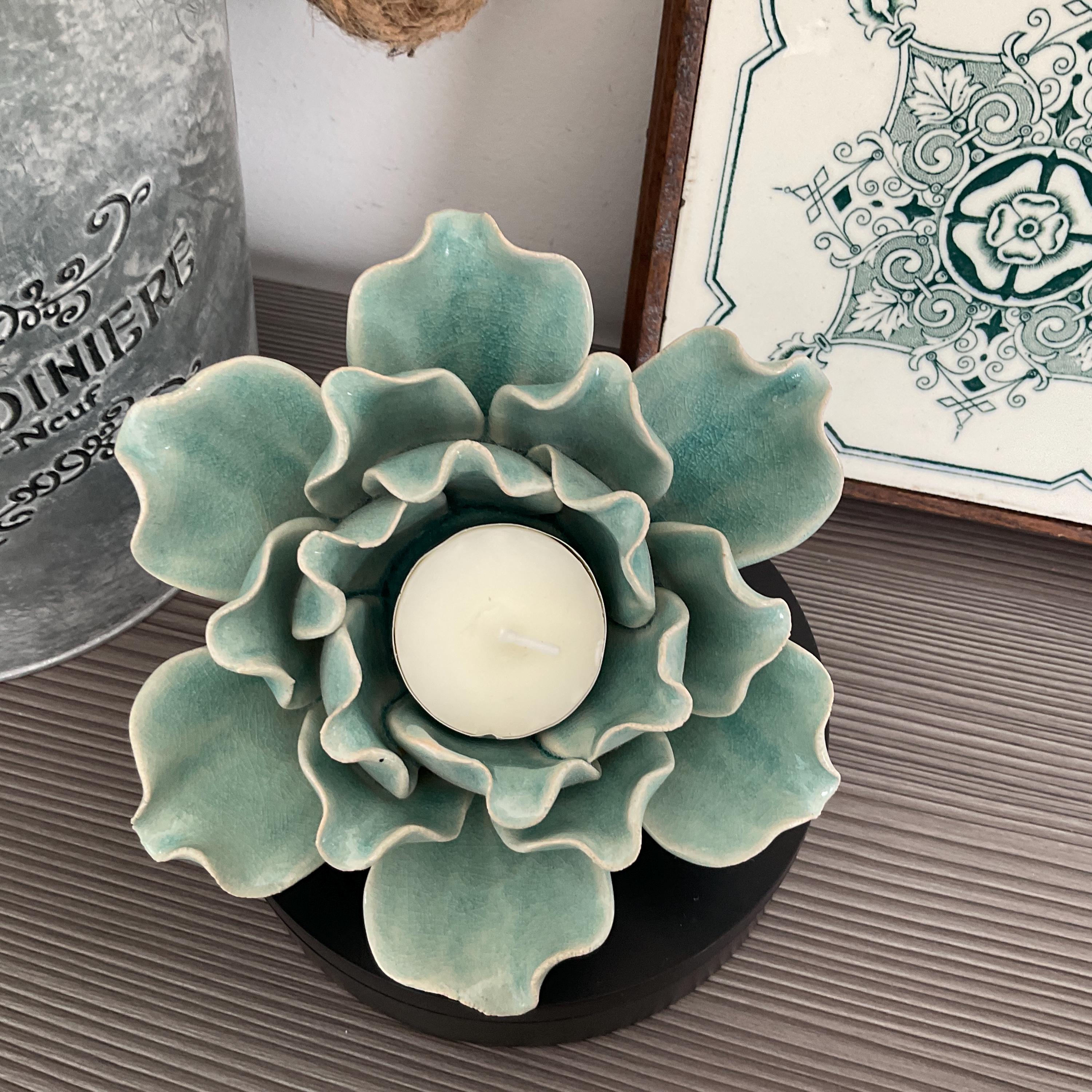 手作り陶器ティーライトホルダー、蓮の花キャンドルホルダースタジオ 
