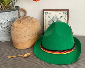Vintage French Wooden Hat Block, Milliners Hat Mould