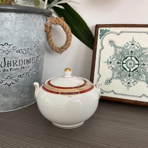 Wedgwood Colorado Zuckerdose: Englisches Bone China, Goldrand