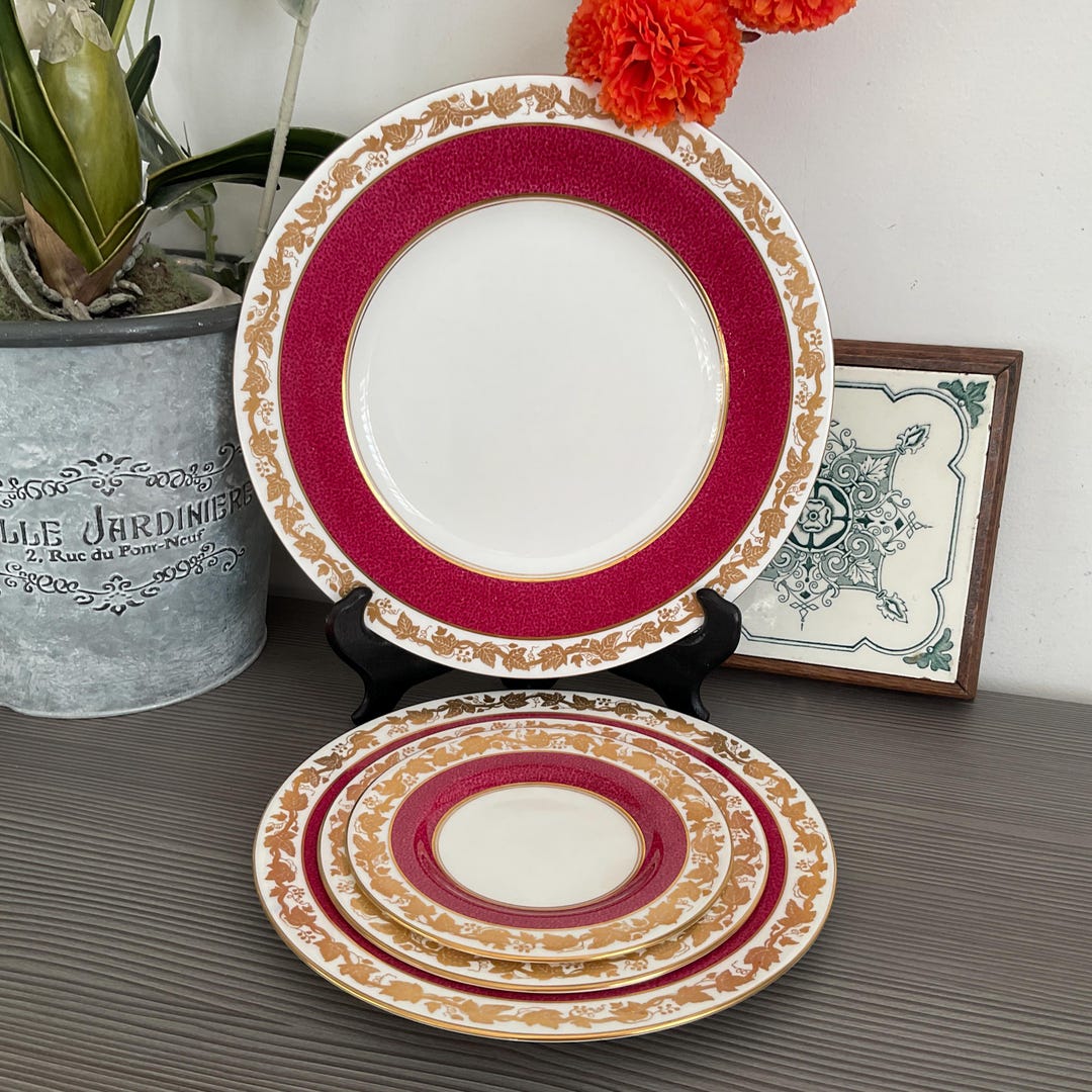 Ruby Plate Wedgwood Whitehall Powder Ruby Plates, Model W3994, Various Sizes - Etsy