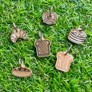 Mini-Bäckerei-Haustier-Kragenanhänger-Charms - Wählen Sie Stil und Farbe