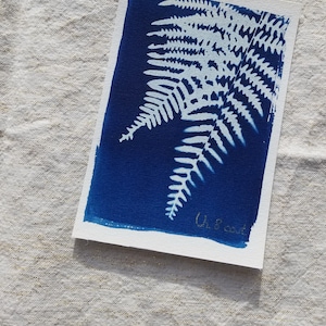 Carte cyanotype fait main - Fougères- 15x10cm - Fabrication artisanale