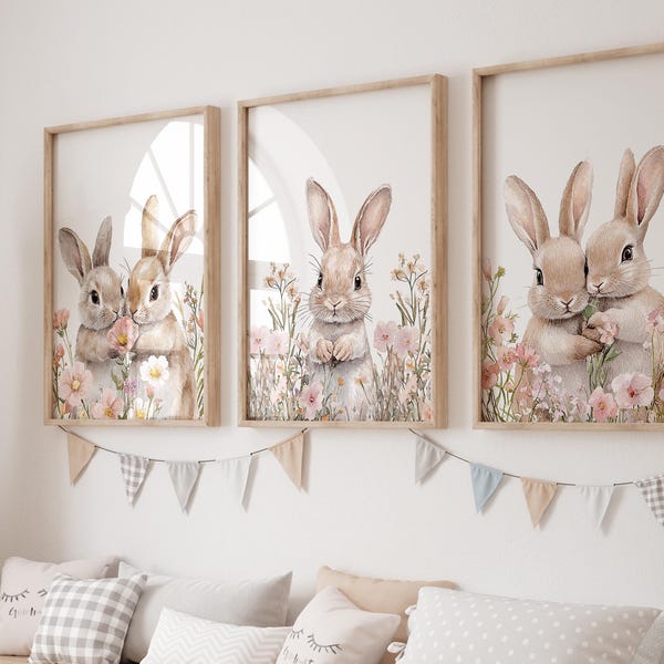 Bloemenkonijnenprints, set van 3, konijnenprints voor meisjes, konijnen met bloemen, meisjeskamer, zachtroze, prints voor meisjesslaapkamer, konijnenprints voor de kinderkamer
