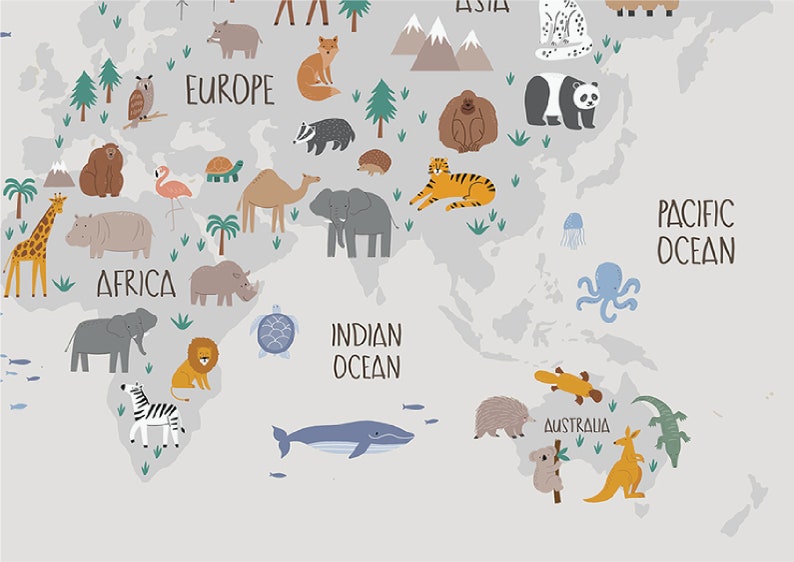 Peut inclure: Une carte du monde color&eacute;e avec des illustrations d'animaux repr&eacute;sentant diff&eacute;rents continents. La carte comprend des animaux comme une girafe, un &eacute;l&eacute;phant, un z&egrave;bre, un lion, un rhinoc&eacute;ros, un hippopotame, un chameau, un tigre, un panda, un ours, un renard, un hibou, une tortue, et plus encore. La carte comprend &eacute;galement les noms des continents et des oc&eacute;ans.