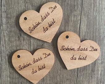 Etiqueta colgante de madera etiqueta de regalo Bonito que estés aquí corazón invitado regalo colgante forma de corazón