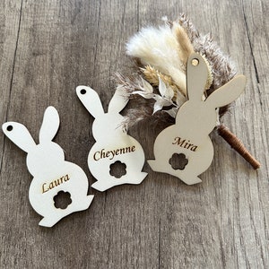 Holz Anhänger Schildchen Geschenkanhänger Hase Wunschname 10 cm Ostern Osterhase personalisiert Namen Bild 2