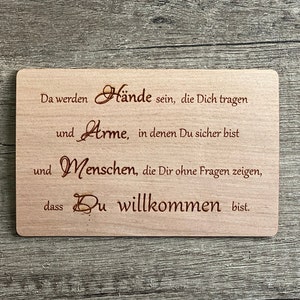 Grußkarte aus Holz Karte Geschenk Da werden Hände sein ... Baby Geburt Taufe nachhaltig