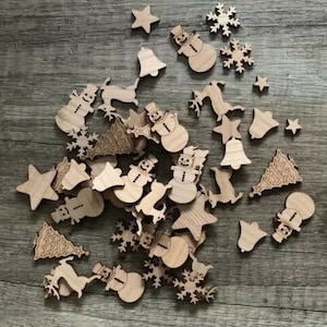 50 Scatter Decoration Wooden Parts Table Decoration Christmas X-Mas Star Tree Reindeer Decoration Set