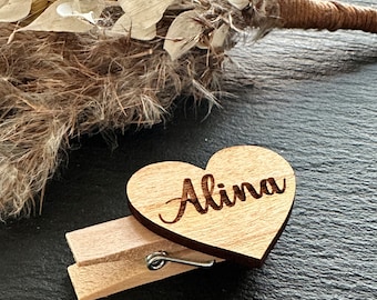 Lapel clothespin name plate personalized name place card guest gift with wooden heart 3 cm