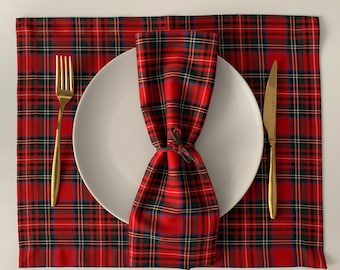 Royal Stewart Tartan Placemats and Napkins: Christmas Table Decor