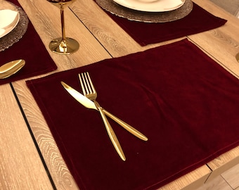 Burgundy Velvet Placemat: Christmas Table Decor
