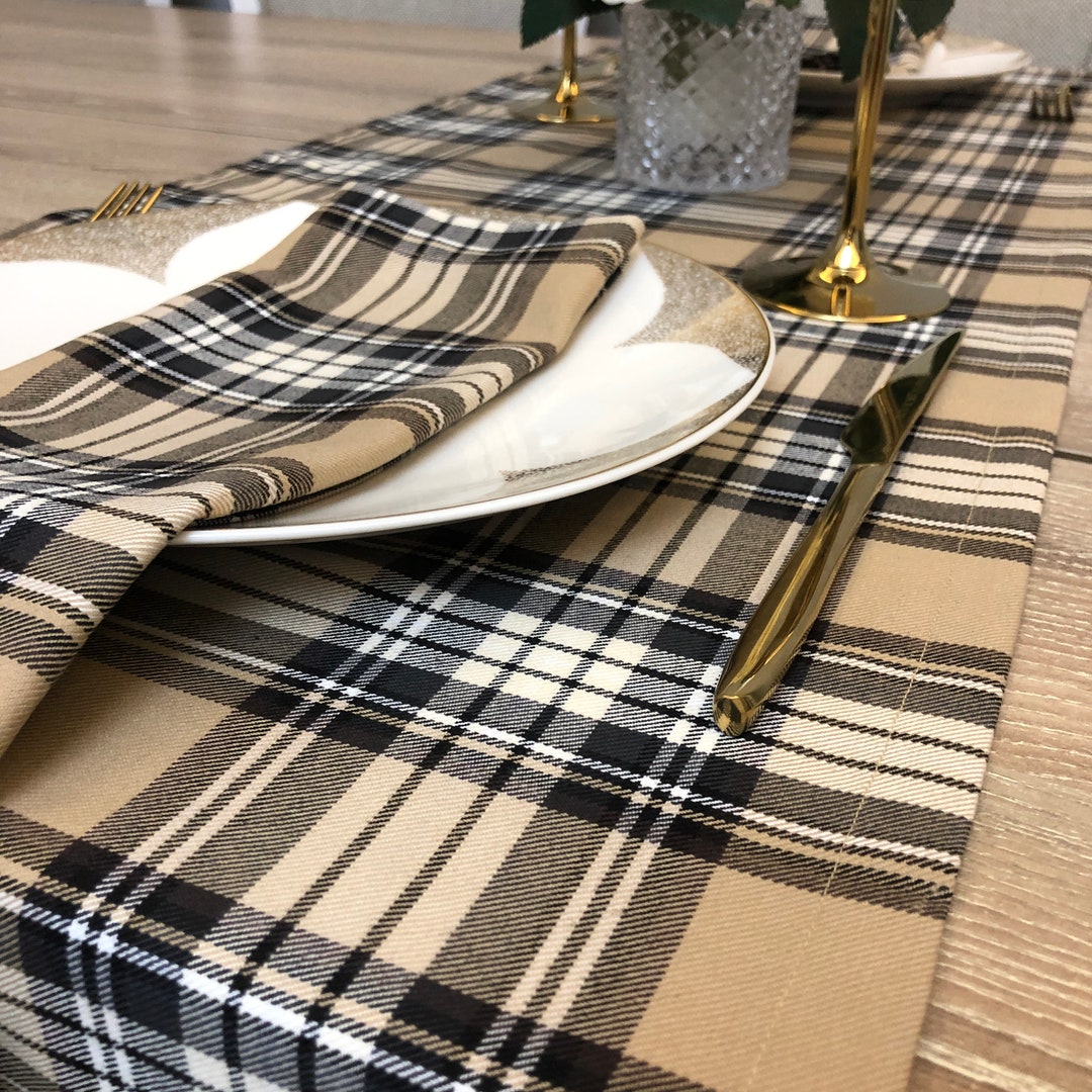 Beige Plaid Christmas Table Runner and Napkin Set, Tartan Christmas
