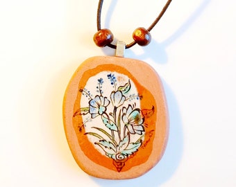 floral pottery pendant, floral pendant, pottery floral necklace, floral necklace, ceramic necklace, ceramic pendant, Hand Paint Necklace