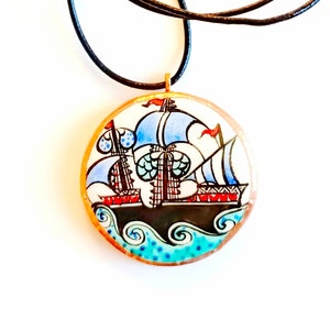 geschilderde keramische hanger, geschilderde keramische ketting, kettinghanger, keramische hanger, handverfketting, handgemaakte aardewerkketting