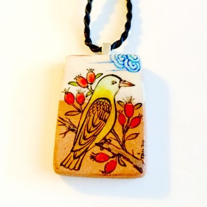 pottery bird pendant, bird necklace pendant, pottery animal necklace, bird necklaces, ceramic necklace, ceramic pendant, Hand Paint Necklace