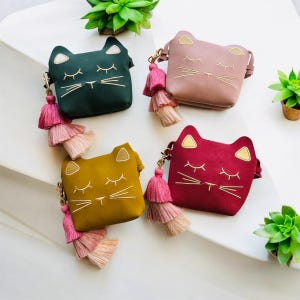Brodé personnalisé / Sac à main Kitty en vinyle / Sac à bandoulière / Cadeau petite fille / Sac pour tout-petit