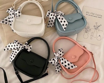 Personalized Girl Handbag: Fashion Purse with Bow