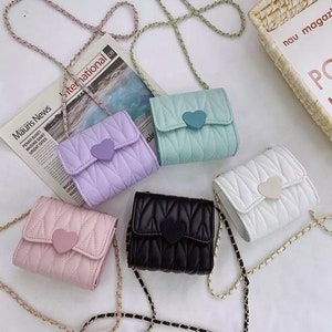 Sac bandoulière coeur premium personnalisé, cadeau petite fille, sac à main bandoulière pour tout-petit, sac à main Flower Girl, sacs à main pour enfants