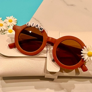 Kids Personalized Daisy Sunglasses UV Protection Eyewear Little Girl Gift Sunglasses with Case Toddler Accessory