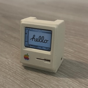 Miniature Macintosh Classic - Retro Apple Computer Mini - Decoración Escritorio Geek - Regalo para Fans de Apple - Mini Ordenador vintage
