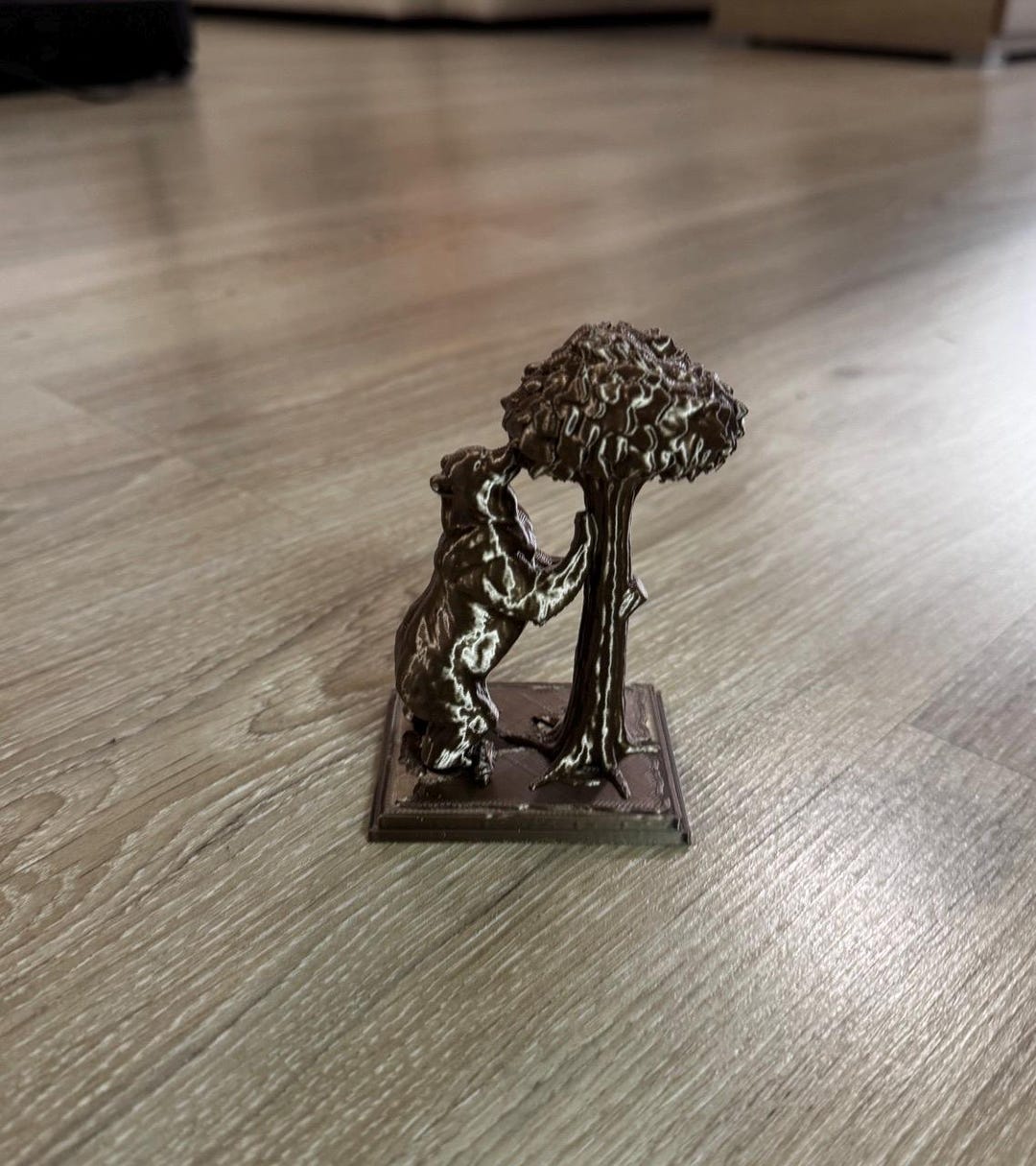 Madrid Bear and Strawberry Tree Statue | 3D Printed PLA Escultura
