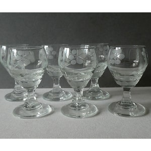 Set de 6 verres à pied vin ou liqueur décor traits gravés art déco