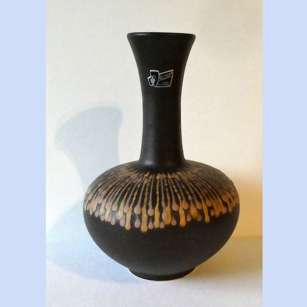 Bildhübsche Fayence-Vase, Silberdistel, mit Label,  wunderschön gearbeitet, Handarbeit, Kunsthandwerk aus Deutschland, 1960er