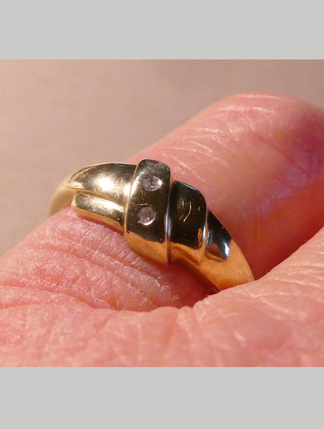 Pretty, Delicate Gold Ring, 333 Gold, 3 Brilliant-cut Diamonds, Vintage ...