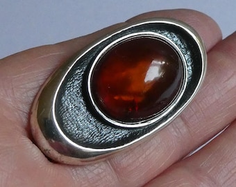 Striking silver brooch with large amber cabochon, 925 silver, vintage, 1950s or 1960s.