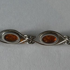 Hübsches Armband mit 6 Bernstein-Cabochons, 835er Silber, Fischland, 1970er, sehr gut erhalten. Bild 9