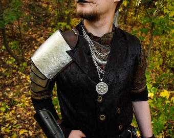 Template for Fantasy Viking Style Pauldron