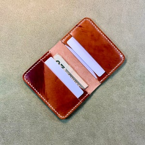 Cartera plegable Slim Shell Cordovan